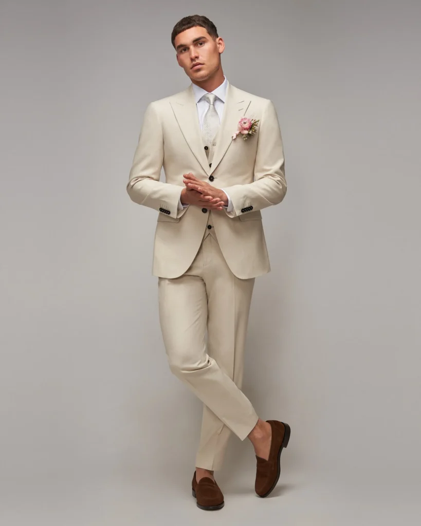 Best Shoes for Men to Wear With Linen Suits at Weddings