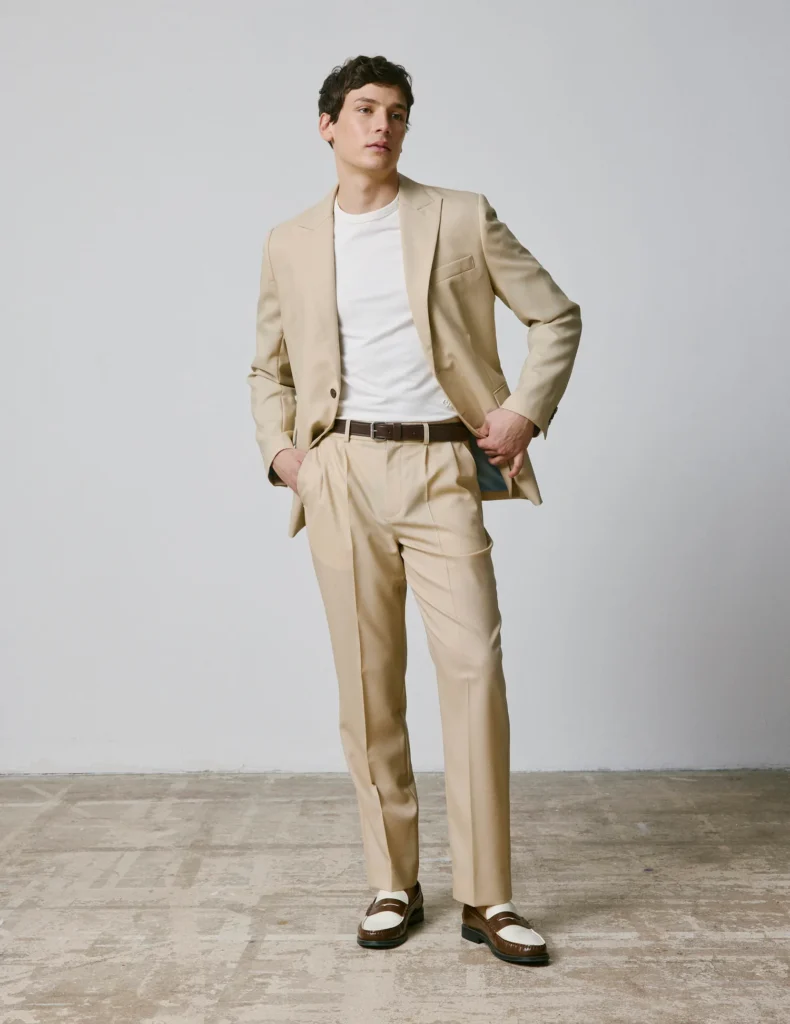 How to Choose the Best Slim Fit Linen Suit? (Buying Guide)