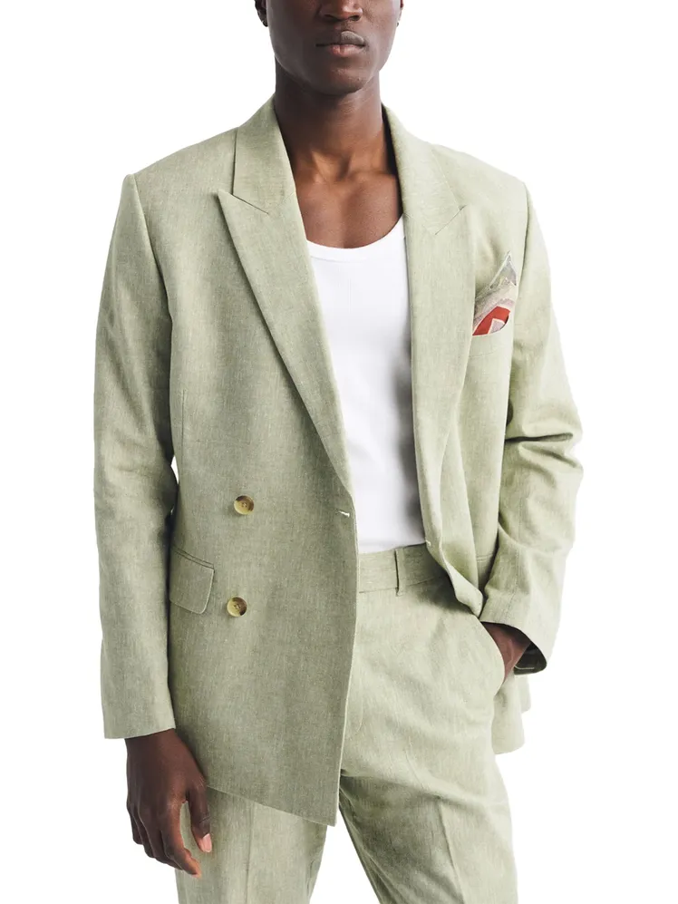 Wedding Context: Choosing the Right Linen Suit